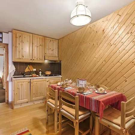 Quota 1800 - Happy Apartment